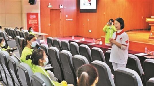 青春志愿行，助力讀懂中國——2021年讀懂中國國際會議廣州青年志愿者全面上崗服務